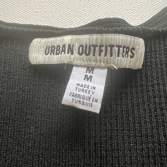 EUC Black Urban Outfitters V-Neck Ribbed Women's LS Top Size Medium (E3 - Picture 6 of 6